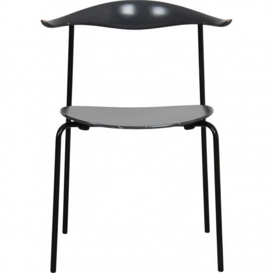 Hans Wegner grå CH88 stol