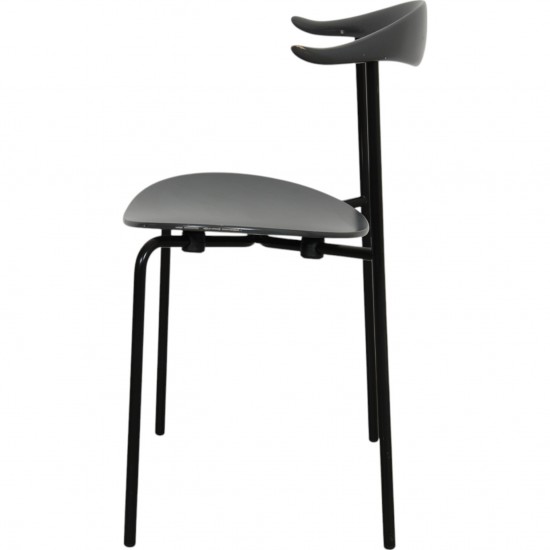 Hans Wegner grå CH88 stol