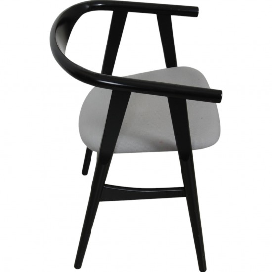 Set of 6 Hans Wegner Ge-525 chairs