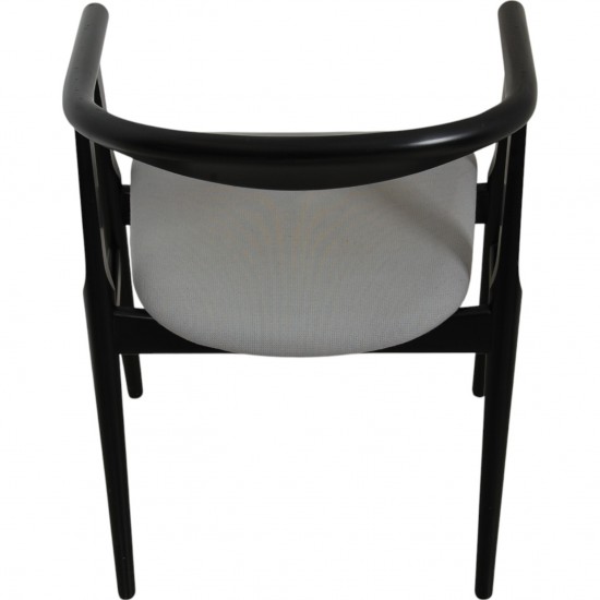 Set of 6 Hans Wegner Ge-525 chairs