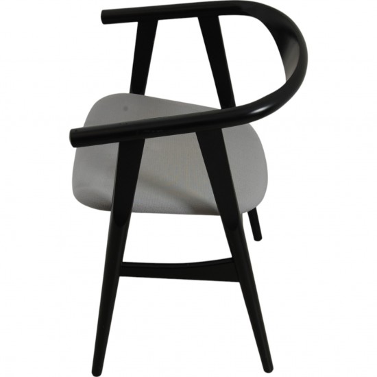 Set of 6 Hans Wegner Ge-525 chairs
