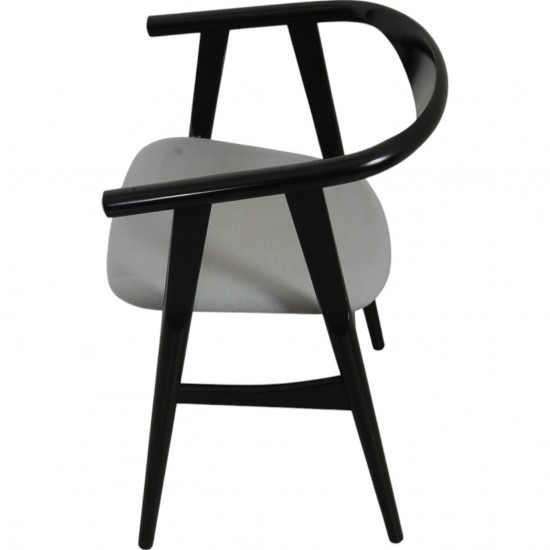 Set of 6 Hans Wegner Ge-525 chairs