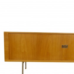 Hans Wegner RY-25 sideboard of oak from the 60's