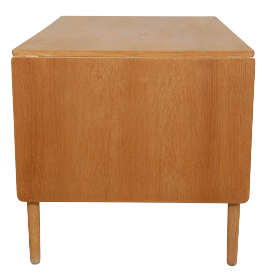 Hans Wegner AT-305 desk in oak