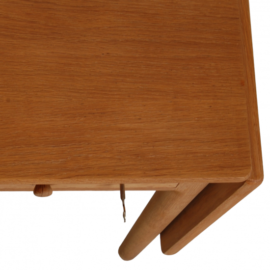 Hans Wegner skrivebord AT-305 af ege træ