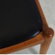 Set Hans Wegner W1 dining chairs in oak and black leather (8)