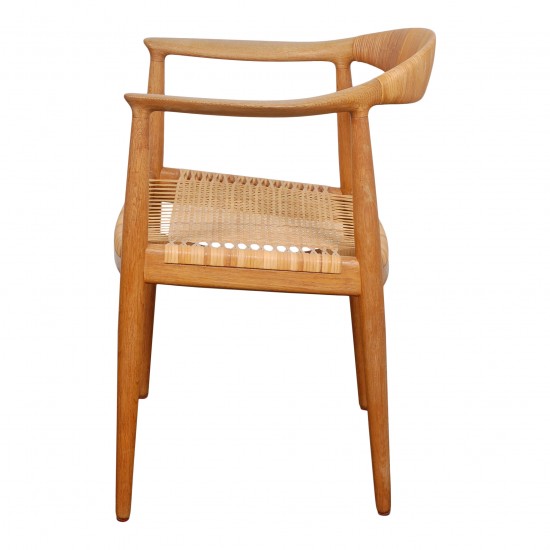 Hans J Wegner The Chair of oak wood and weaved seat 