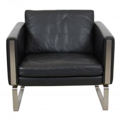 Hans J Wegner CH-101 armchair black patinated leather Hans J Wegner CH-101 armchair black patinated leather