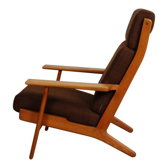 Hans Wegner Ge-290a loungechair with brown fabric