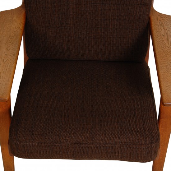 Hans Wegner Ge-290a loungechair with brown fabric