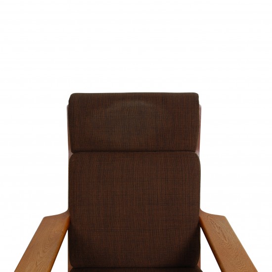 Hans Wegner Ge-290a loungechair with brown fabric