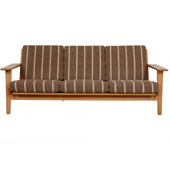 Hans Wegner Ge-290/3 seater sofa in hestedækken fabric