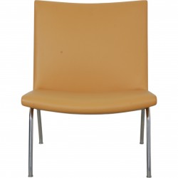 Hans Wegner AP-40 stol i naturfarvet læder