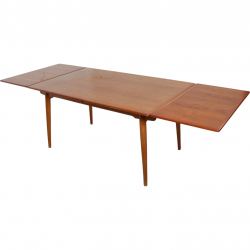 Hans Wegner AT-312 dining table of teak