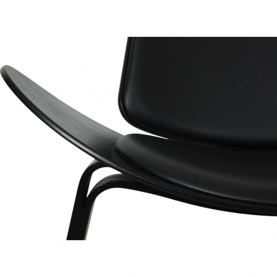 Hans Wegner black CH-07 Shell chair
