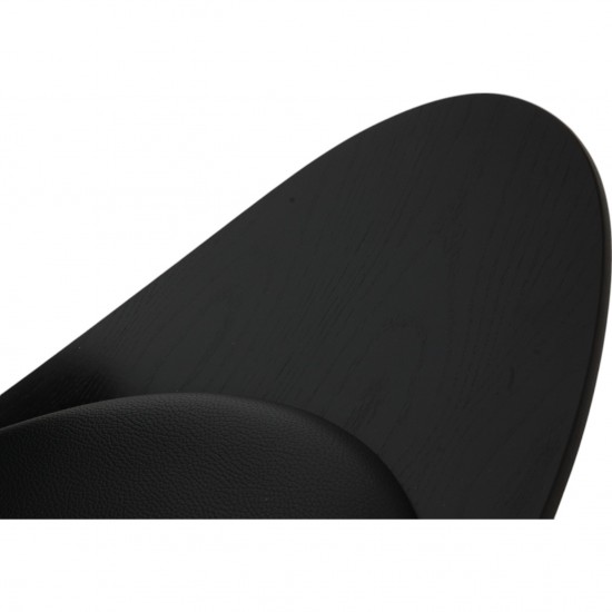 Hans Wegner black CH-07 Shell chair