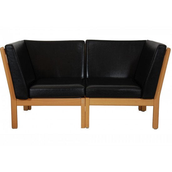 Hans Wegner GE-280 2.seater sofa in black leather