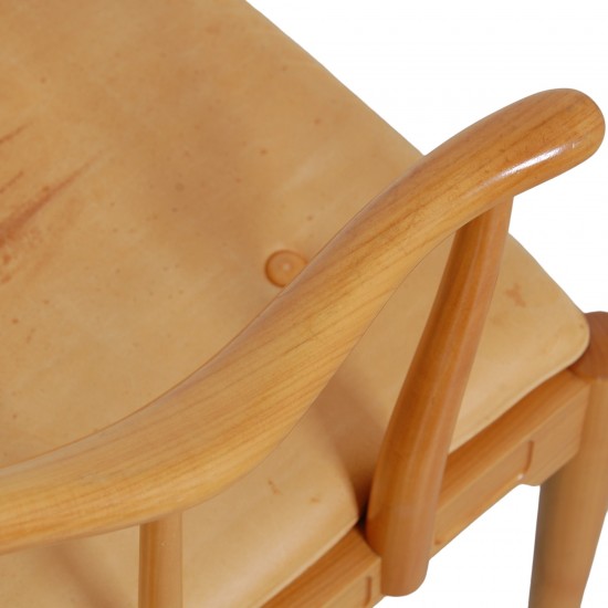 Hans Wegner China chair of cherry wood