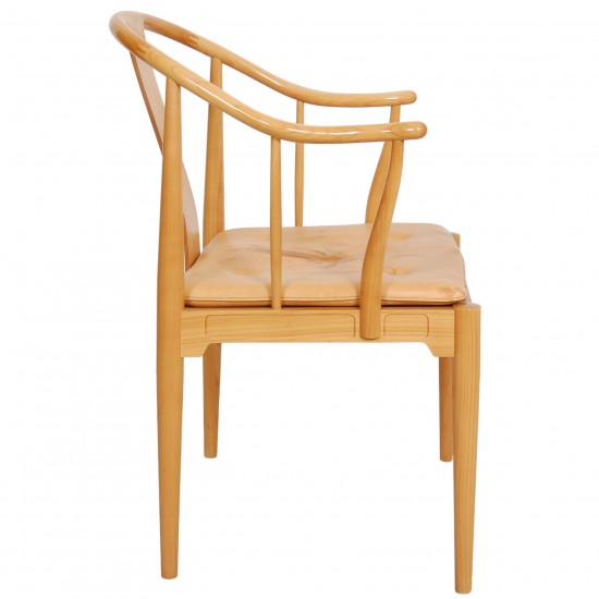 Hans Wegner China chair of cherry wood