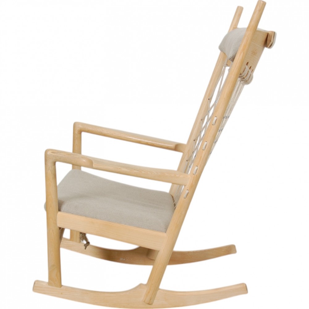 For Sale | Hans Wegner PP124 rocking chair