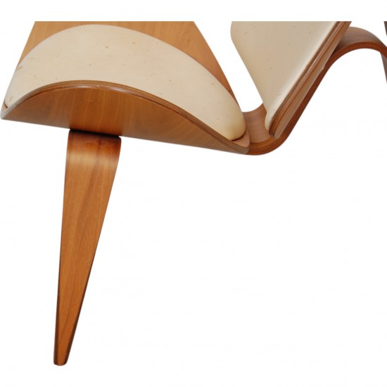 Hans Wegner CH07 Shell chair i valnød