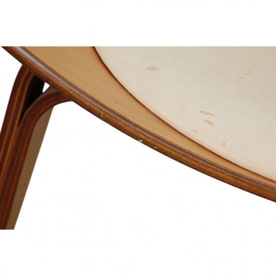 Hans Wegner CH07 Shell chair i valnød