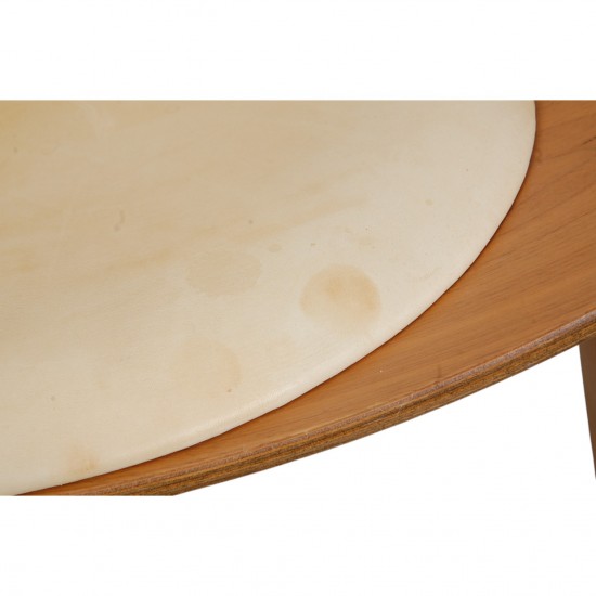 Hans Wegner CH07 Shell chair i valnød