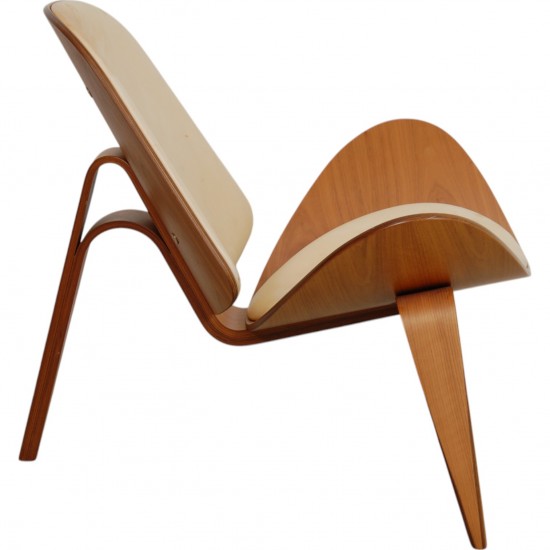 Hans Wegner CH07 Shell chair i valnød