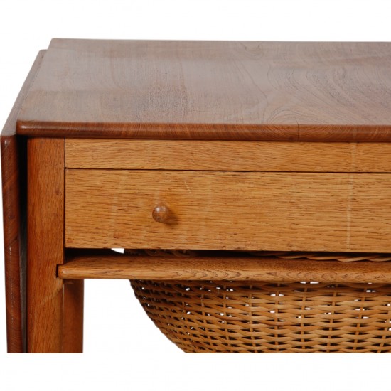 Hans Wegner Sewing table of teak and oak