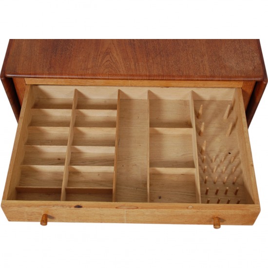 Hans Wegner Sewing table of teak and oak