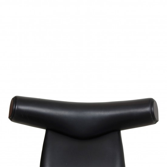 Hans J. Wegner Ox Chair patinated armchair in black aniline leather