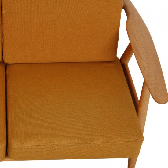 Hans Wegner 3.seater Cigar sofa of oak and yellow fabric