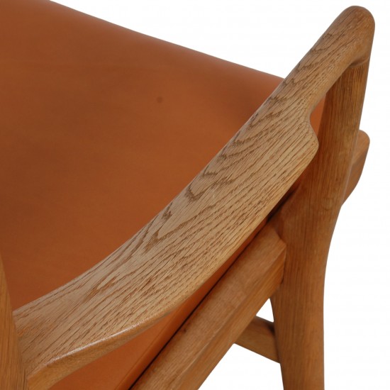 Hans Wegner AP-16 armchair in cognac aniline leather