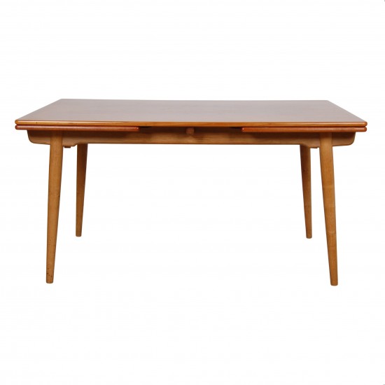 Hans Wegner AT-316 dining table with dutch extensions teak and oak