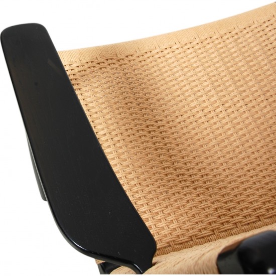 Hans Wegner black Ch-25 chair