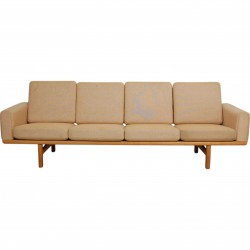 Hans Wegner 4-personers GE-356 i hallingdal stof