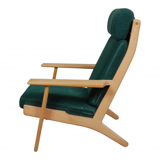 Hans Wegner Ge-290a Lounge chair in green fabric