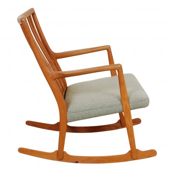 Hans Wegner ML-33 gyngestol af eg