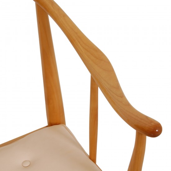 Hans Wegner CHina chair of cherry wood