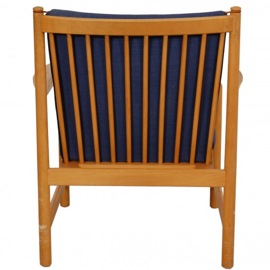 Hans Wegner lounge chair in blue fabric