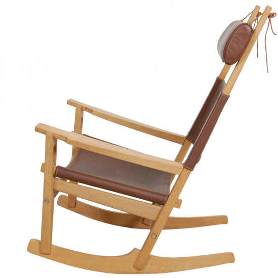 Hans Wegner GE-673 rocking chair in brown leather