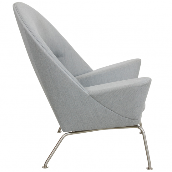 Hans Wegner Oculus chair in grey fabric