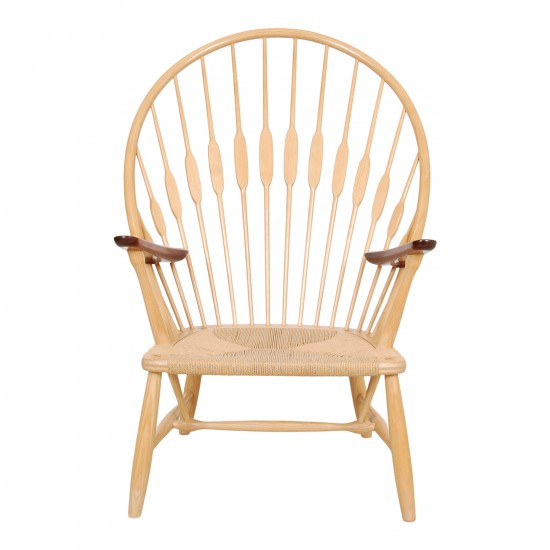 Hans Wegner Peacock chair of teak and ash