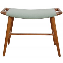 Hans Wegner Klaverstol i eg