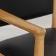 Hans Wegner PP-513 lænestol af eg og sort læder