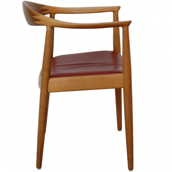 Hans Wegner The Chair i kirsebærtræ og rødt læder