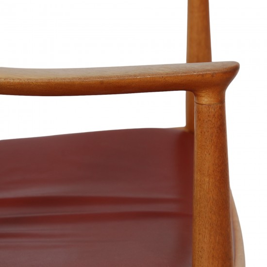 Hans Wegner The Chair in cherry wood and red leather