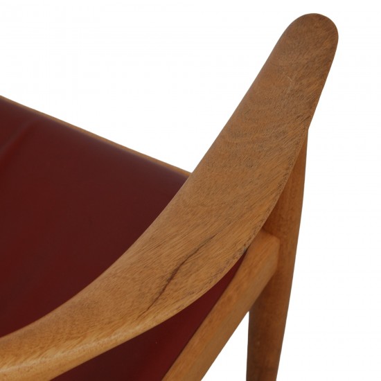 Hans Wegner The Chair in cherry wood and red leather