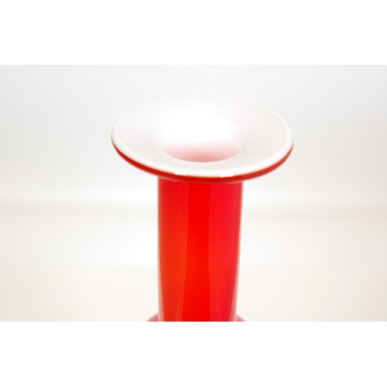 Holmegaard vase red H: 21.5 Cm