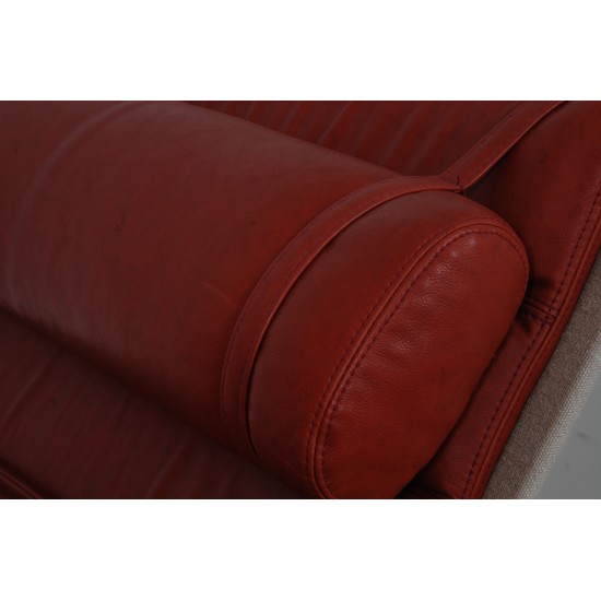 Preben Fabricius and Jørgen Kastholm Grashopper chair in red leather
